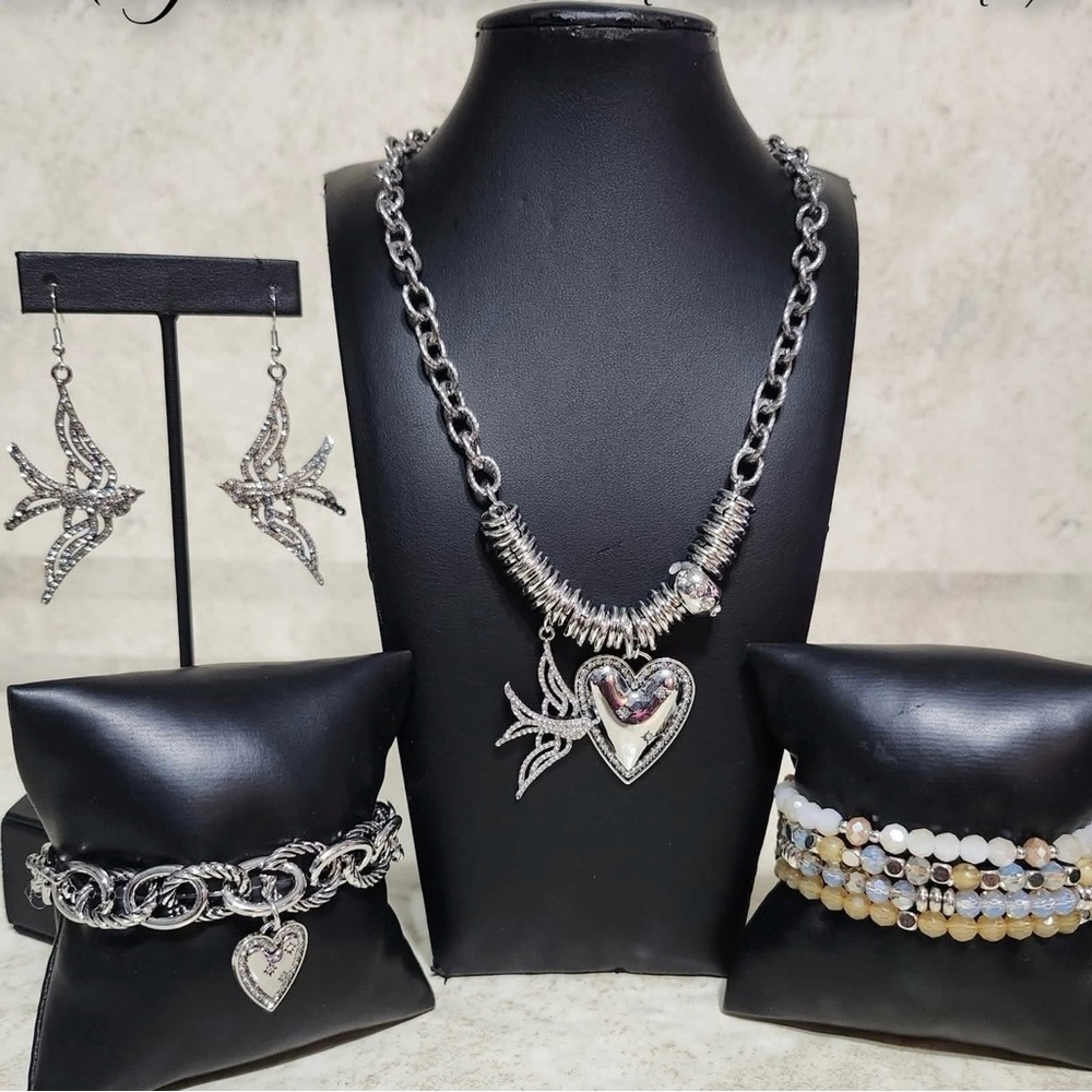 Silver Heart Necklace and Bracelet Set